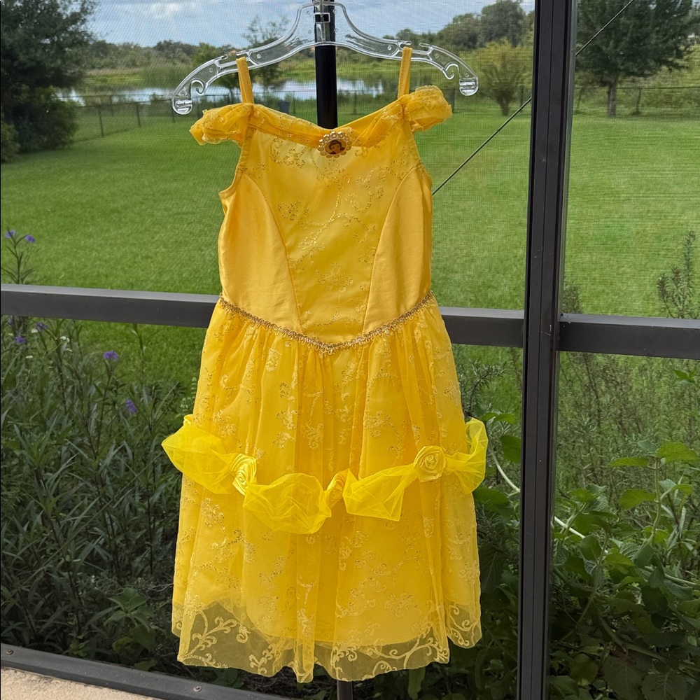 Disney Princess Belle 4-6 Halloween dress Costume/wand/crown/purse/jewelry/plush - Picture 4 of 8